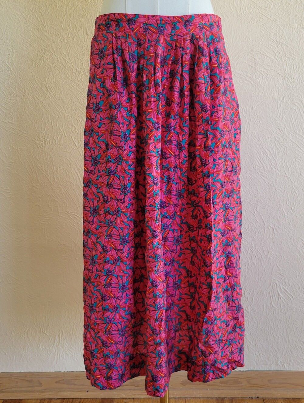 York Fair | 80s Vintage Teal & Pink Daisy Silk Skirt
